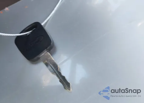 2003 Ford F-150 Xl/Xlt z USA, uszkodzony, nr VIN 1FTRF18203NB77303